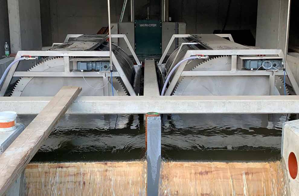 FISCHZUCHT IN DER GEGEND